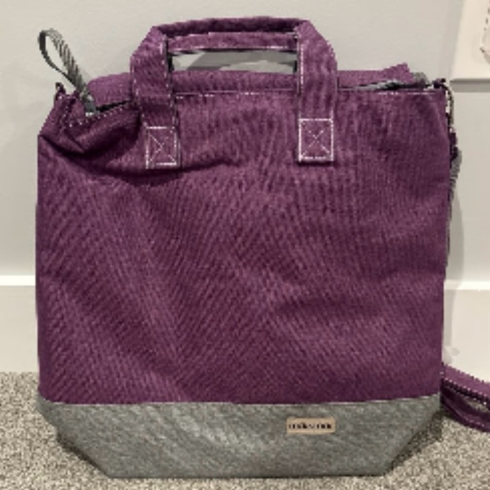 Purple Lock N Lock lunch bag